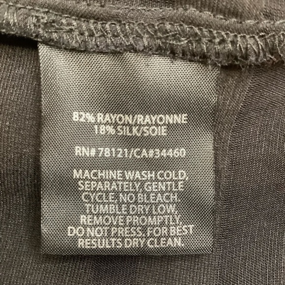 EILEEN FISHER Black Silk Velvet Burnout Cap Sleeve Top Size S - Picture 9 of 10